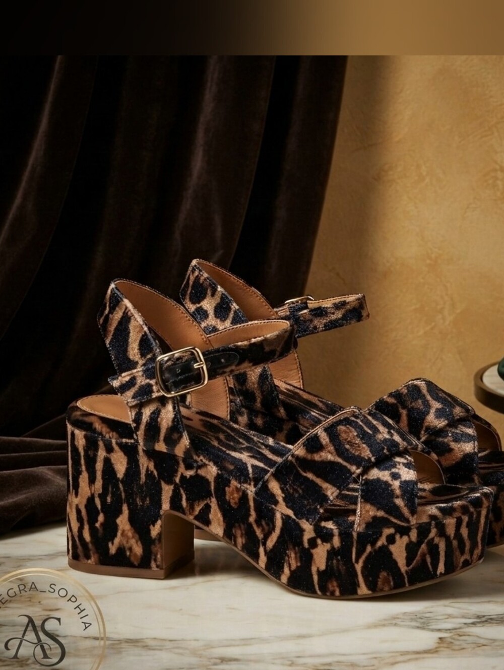 Gianni Bini Joize Leopard Velvet Crossband Platform Block Heel Sandals Size 8